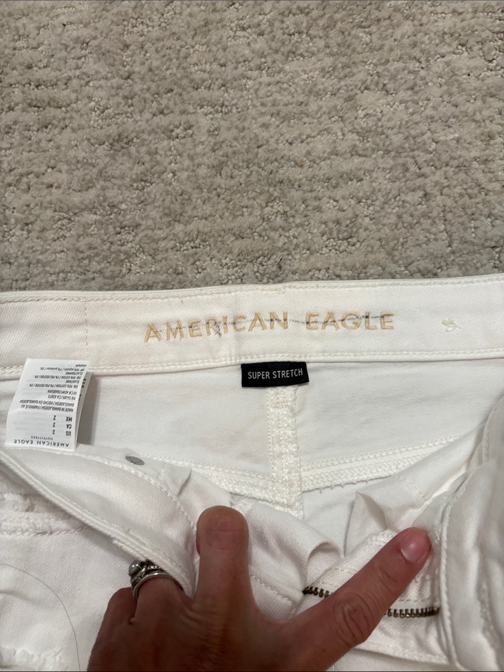 American Eagle White Super Stretch Jeans